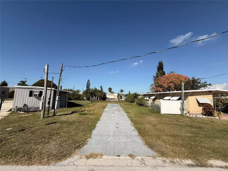 6701 TOWER DR, Hudson, FL 34667