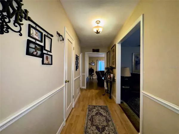 Seffner, FL 33584,2908 FOREST CIR