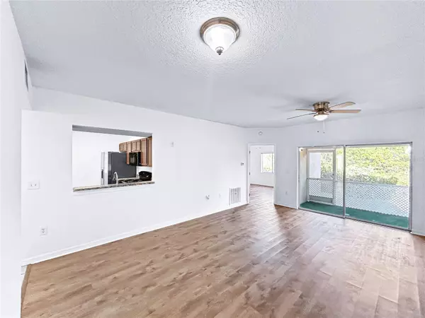 Riverview, FL 33578,9510 NEWDALE WAY #102