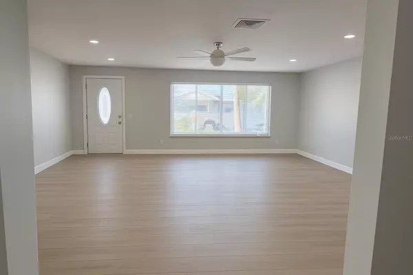 St Petersburg, FL 33703,4201 14TH WAY NE