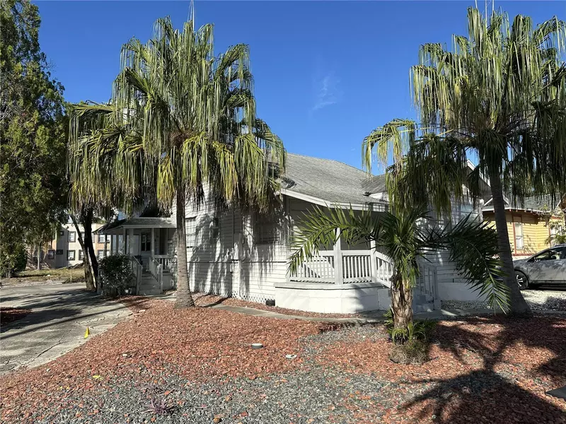 2113 W NORTH B ST, Tampa, FL 33606