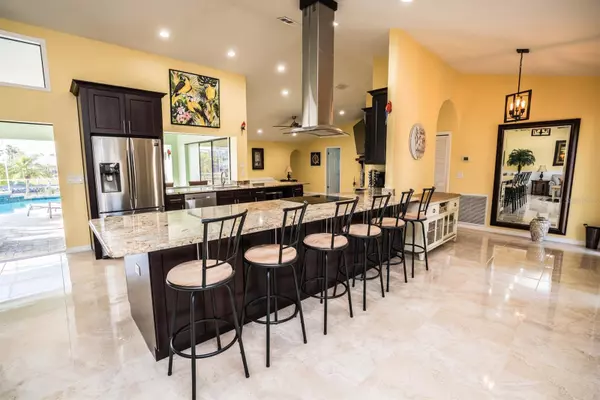 Apollo Beach, FL 33572,917 GOLF ISLAND DR