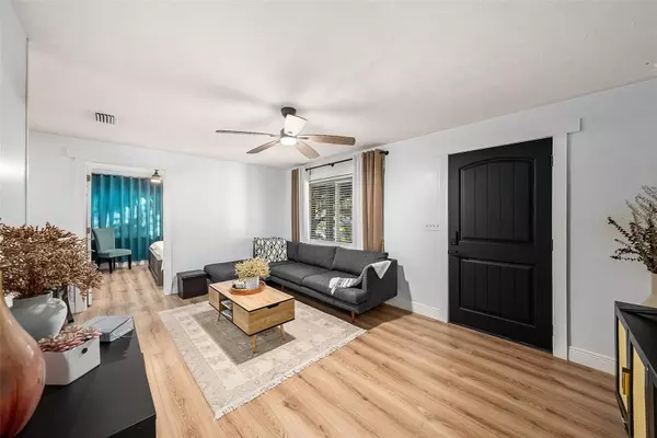 Dade City, FL 33525,11636 LINDA LN