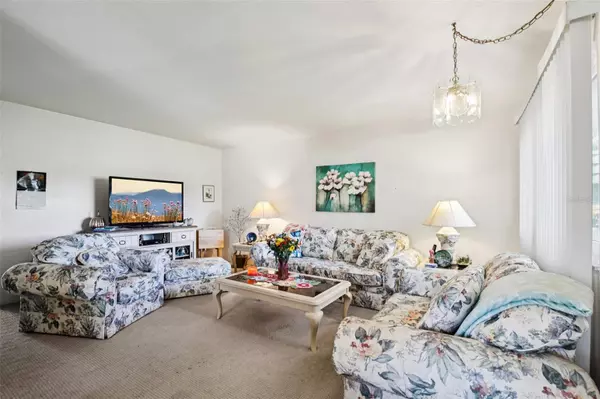 Sun City Center, FL 33573,201 KINGS BLVD #13