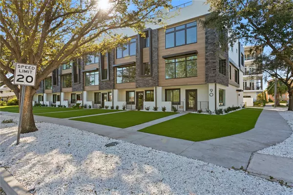 Tampa, FL 33606,90 COLUMBIA DR #3