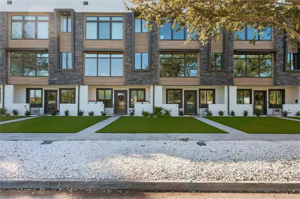 90 COLUMBIA DR #3, Tampa, FL 33606