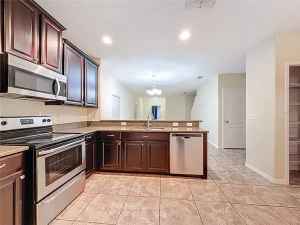 Tampa, FL 33647,20013 SATIN LEAF AVE