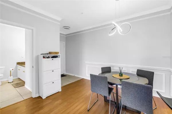 Tampa, FL 33615,4302 BAYSIDE VILLAGE DR #201