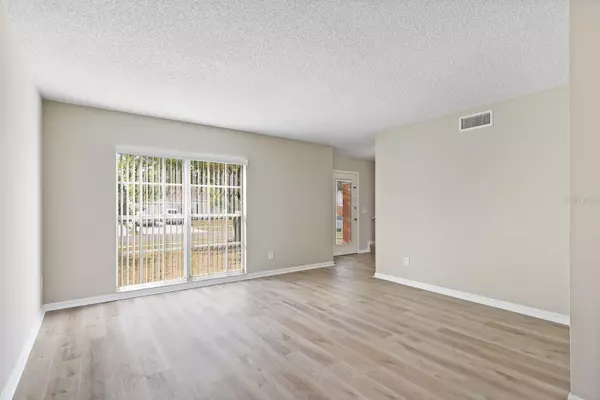 Brandon, FL 33510,2107 SHADY POINT LN