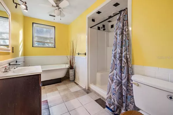 Zephyrhills, FL 33540,7207 ELWOOD RD