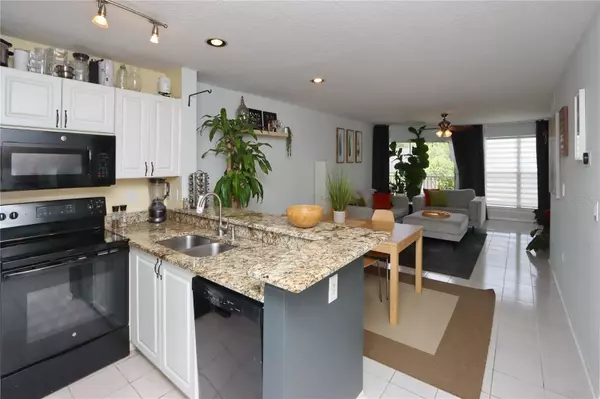 Tampa, FL 33624,10110 WINSFORD OAK BLVD #618