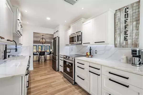 St Petersburg, FL 33708,127 BOCA CIEGA POINT BLVD N