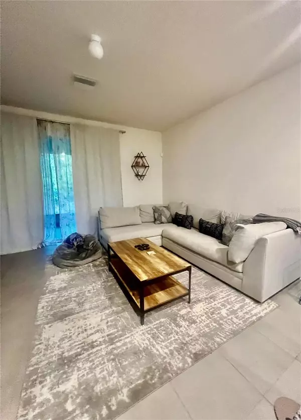 Wesley Chapel, FL 33543,1950 HOVENWEEP