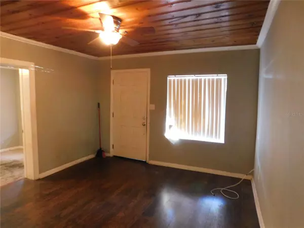 Tampa, FL 33610,4210 E LOUISIANA AVE