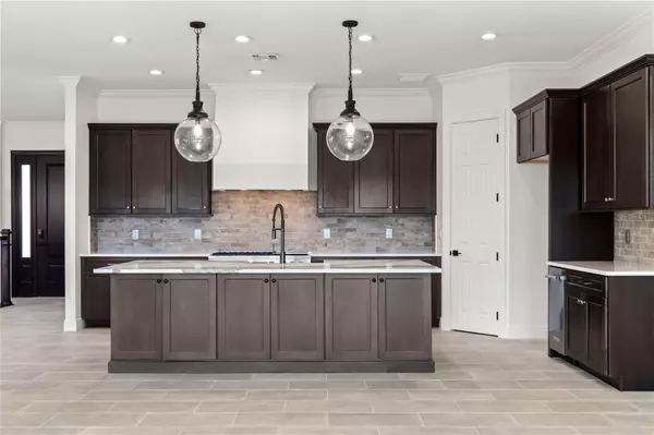 Crystal Beach, FL 34681,411 TENNESSEE AVE