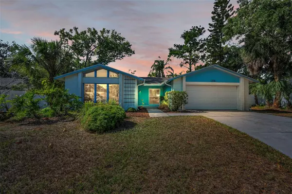 Tampa, FL 33634,7404 CLEARVIEW DR