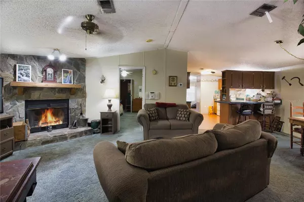 Brooksville, FL 34604,2498 SATURN RD