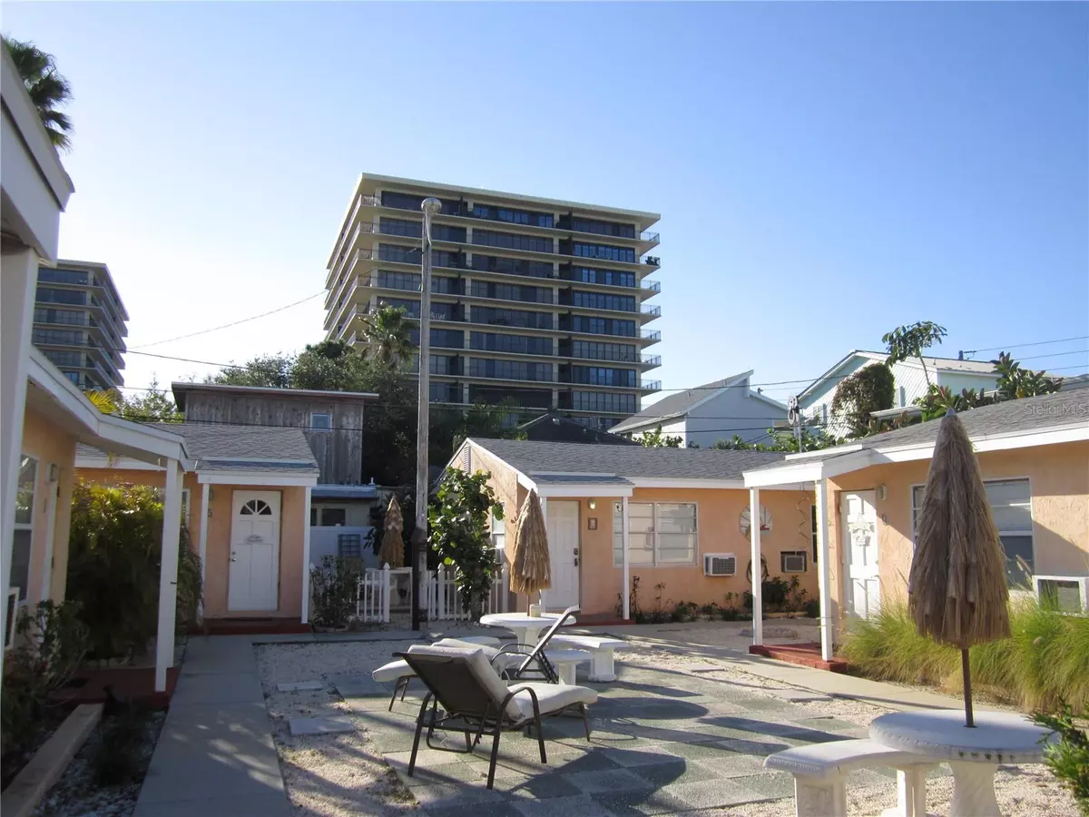 Treasure Island, FL 33706,7797 W GULF BLVD #4