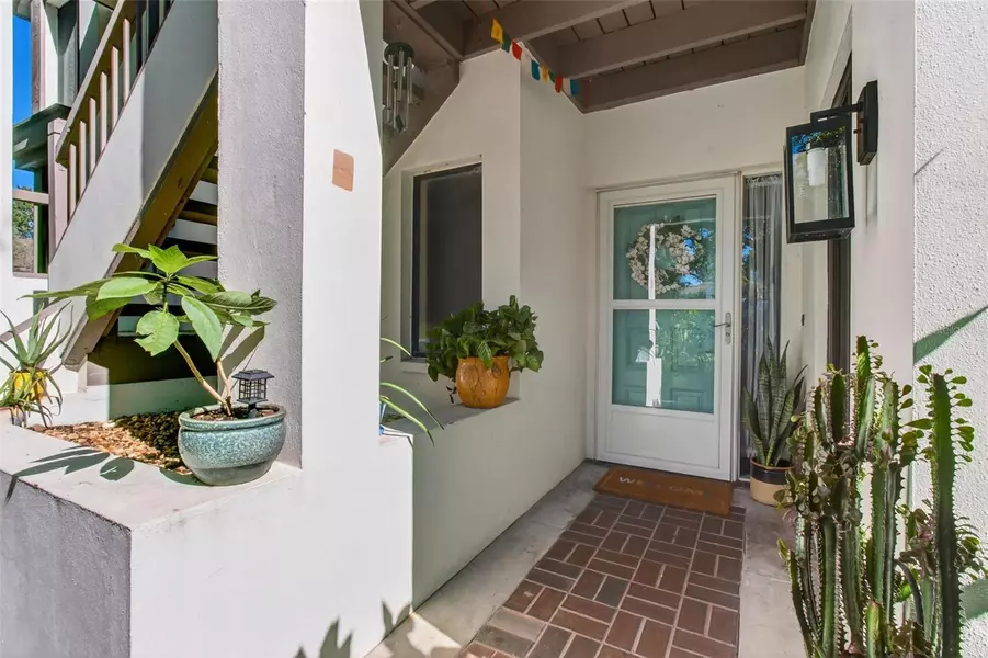 1858 LAKE CYPRESS DR, Safety Harbor, FL 34695