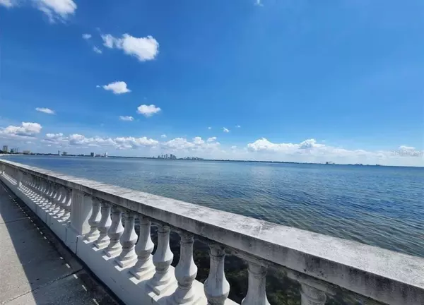 Tampa, FL 33611,2937 W COACHMAN AVE