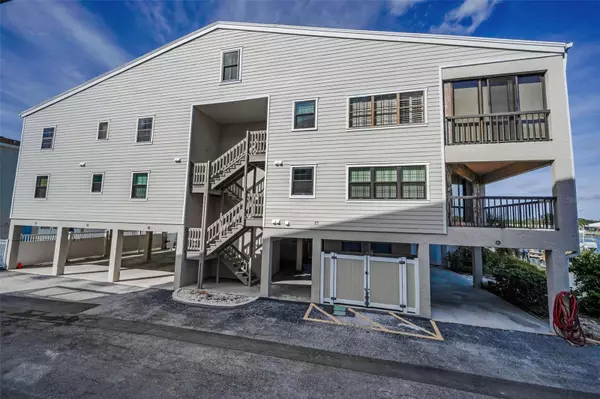 Indian Shores, FL 33785,19937 GULF BLVD #B2