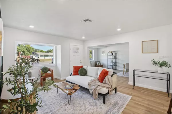 Tampa, FL 33616,4116 W IOWA AVE