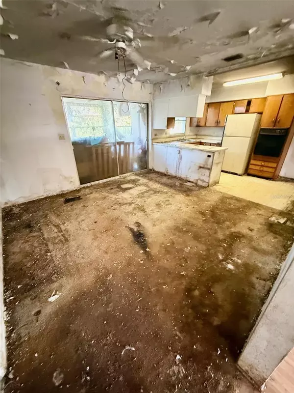 Seminole, FL 33777,8537 74TH AVE N