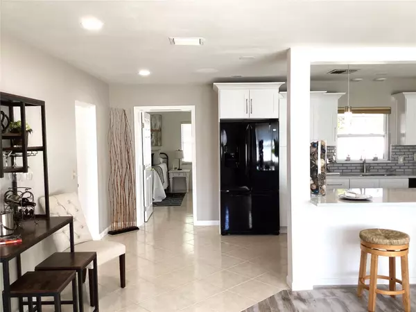 Seminole, FL 33776,13725 BERMUDA DR