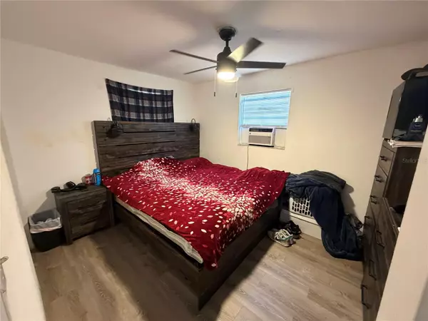 Tampa, FL 33617,10410 SASSAFRAS ST