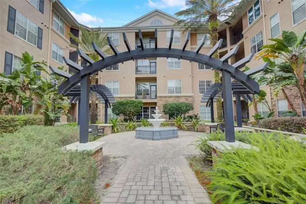 Tampa, FL 33607,4221 W SPRUCE ST #2420