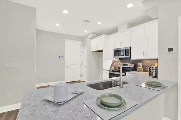 Seminole, FL 33777,7654 93RD ST N