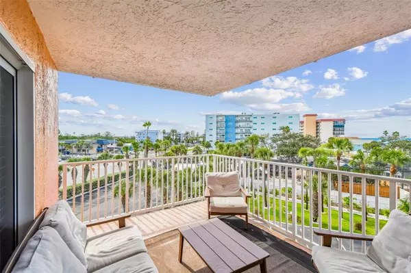 Indian Shores, FL 33785,18400 GULF BLVD #1301