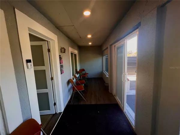 Tampa, FL 33619,5827 E COLUMBUS DR