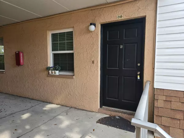Tampa, FL 33614,4701 JOSEPH CT #248