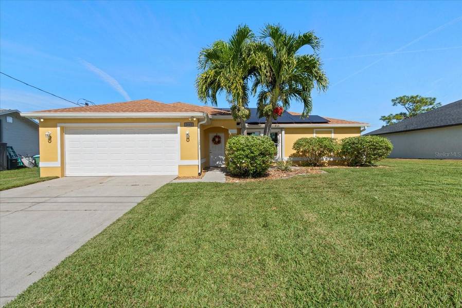 2041 NE 28TH ST, Cape Coral, FL 33909