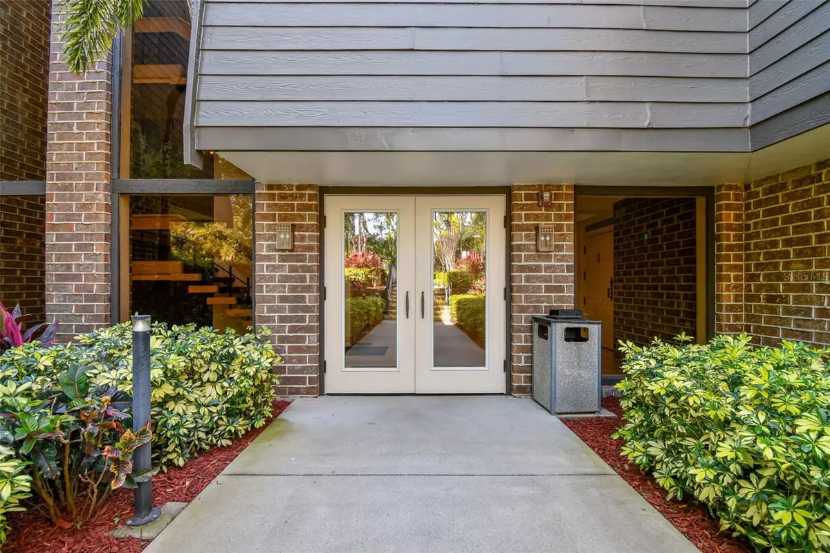 Palm Harbor, FL 34684,36750 US HIGHWAY 19 N #18208