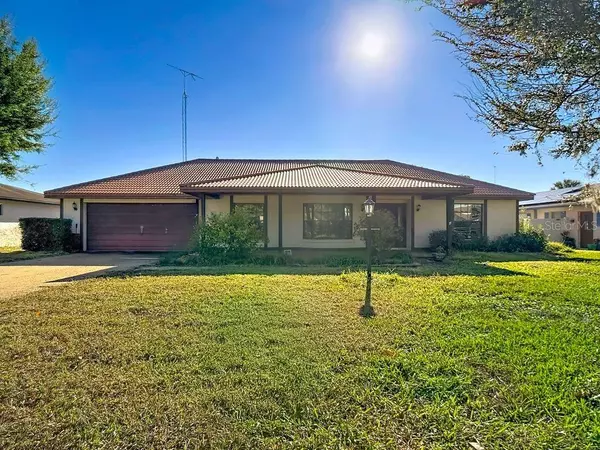 Winter Haven, FL 33881,2004 LEISURE DR