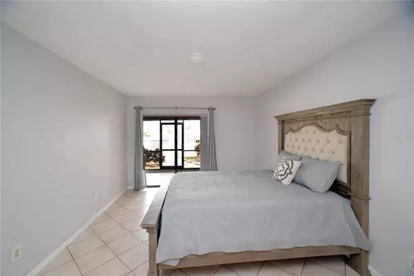 St Petersburg, FL 33715,4770 BRITTANY DR S #16