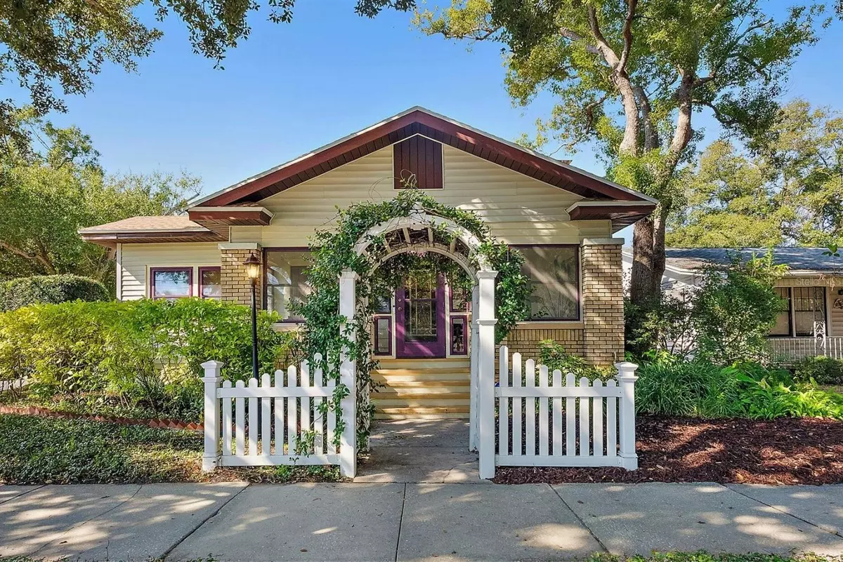 St Petersburg, FL 33705,1104 12TH ST