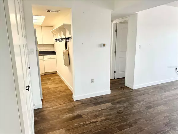 Clearwater, FL 33756,100 WAVERLY WAY #303