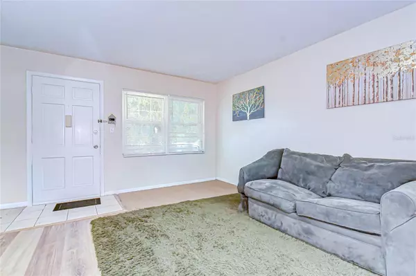 St Petersburg, FL 33710,5155 9TH AVE N #205