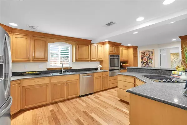 Bradenton, FL 34209,4811 26TH AVE W