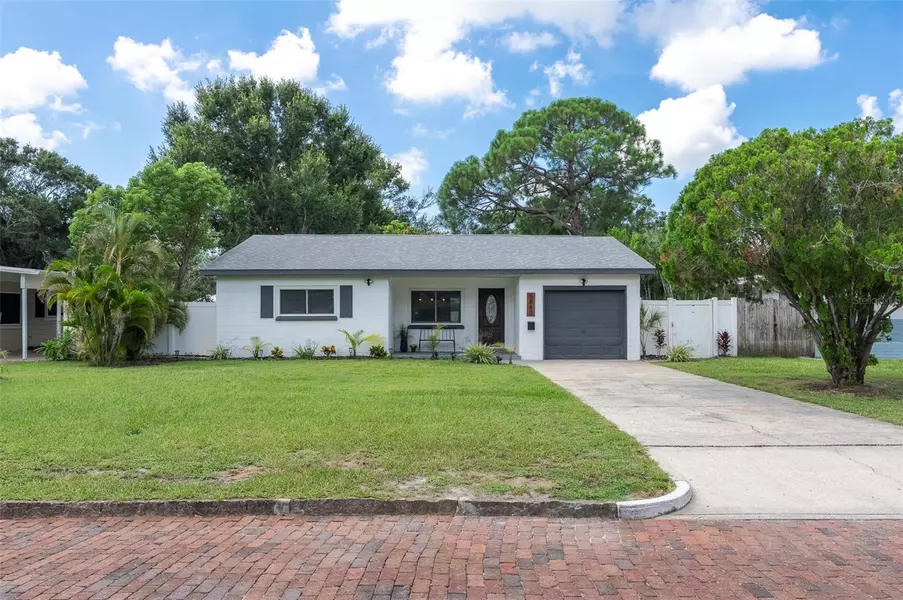 5840 DARTMOUTH AVE N, St Petersburg, FL 33710