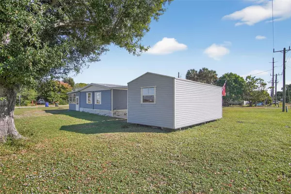 Okeechobee, FL 34974,17536 BRINKERHOFF LN