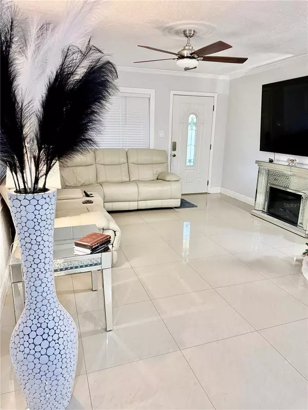 Tampa, FL 33607,2719 W BRADDOCK ST