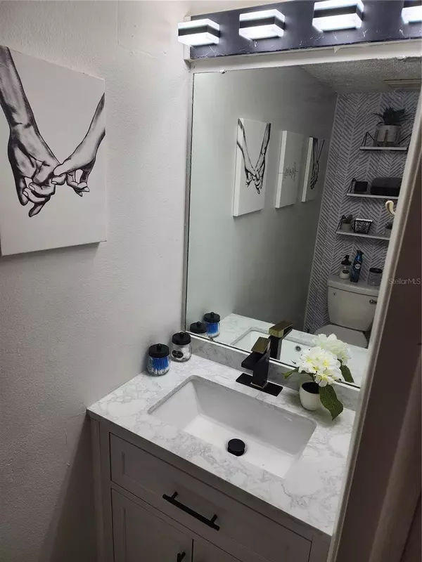 Temple Terrace, FL 33617,11316 GRANDVILLE DR