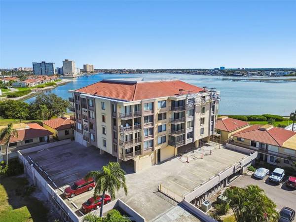 6104 PALMA DEL MAR BLVD S #402, St Petersburg, FL 33715