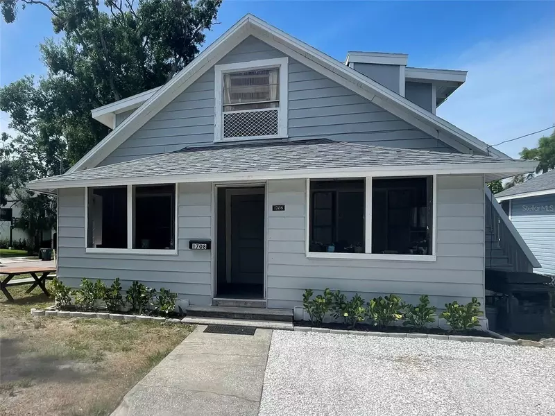 1708 BALLARD PARK DR #Apt B, Bradenton, FL 34205