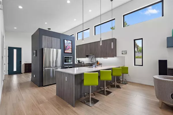 St Petersburg, FL 33712,2500 4TH AVE S