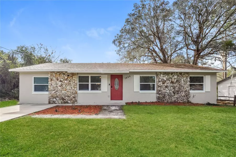 1604 PALM AVE, Deland, FL 32724